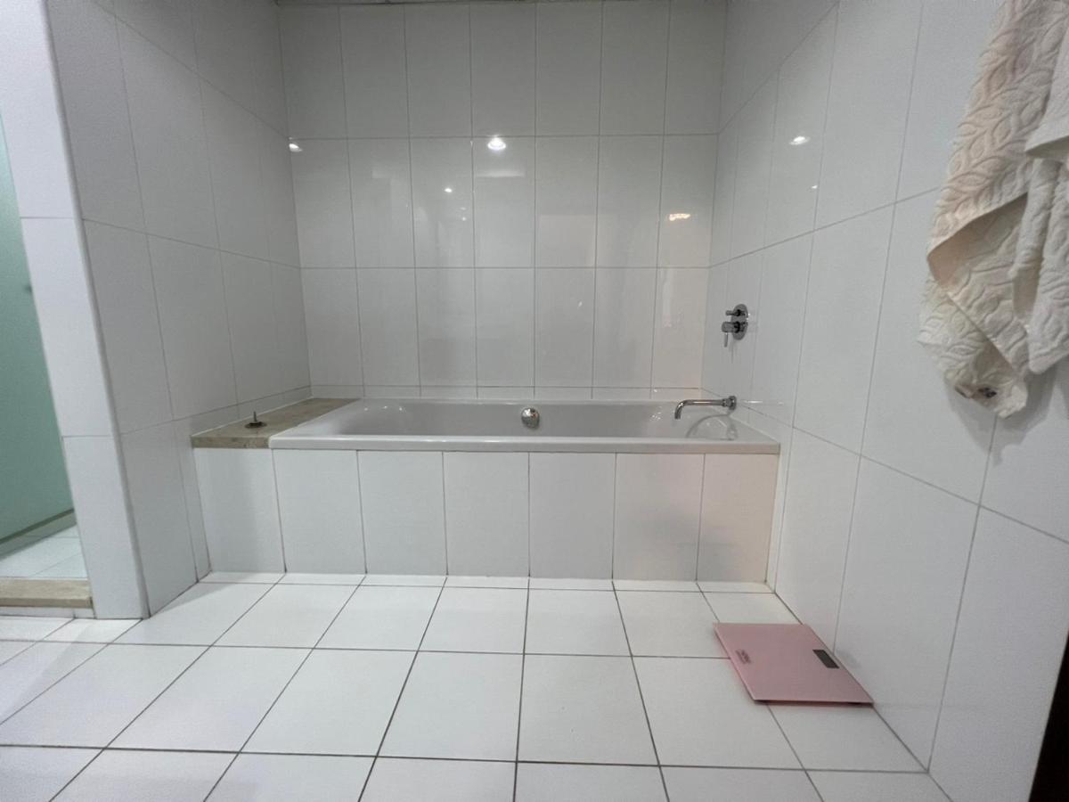 Luxury 2Br- Burj Khalifa View In Blvd Central -1402 ดูไบ ภายนอก รูปภาพ